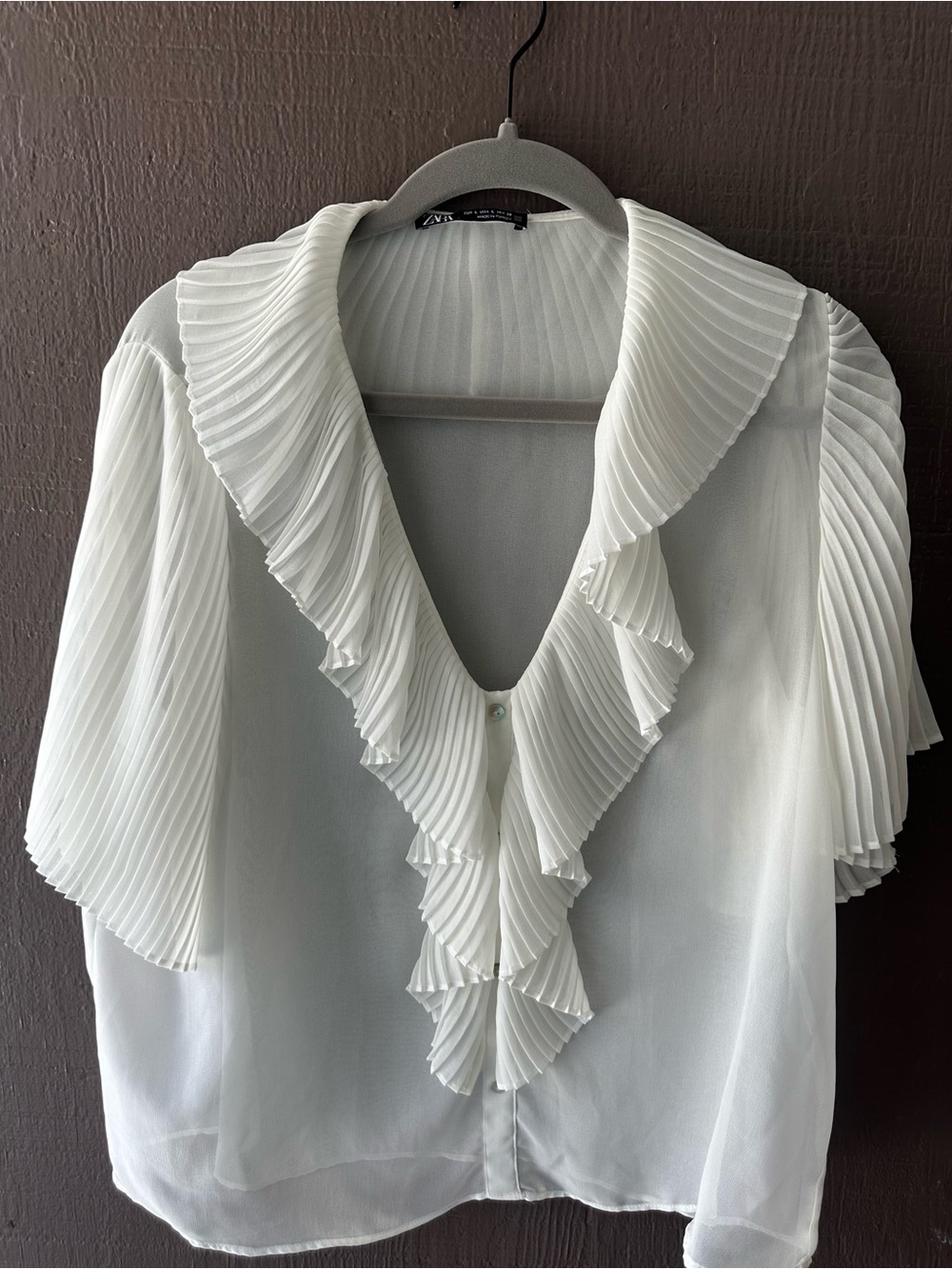 Zara Women’s White Ruffled Pleated Blouse